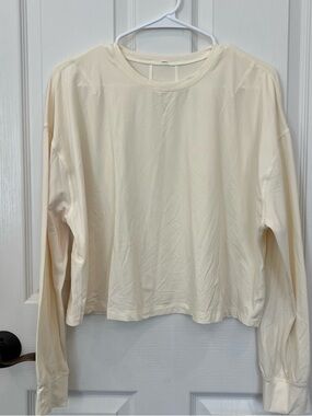 Lululemon Women’s Lightweight Long Sleeve Crewneck Top - Cream